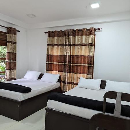 Stream Home Haputale Zimmer foto